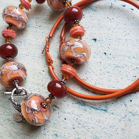 Bracelet and earrings - Picture 1 of 7